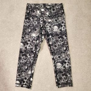 Lululemon cropped leggings